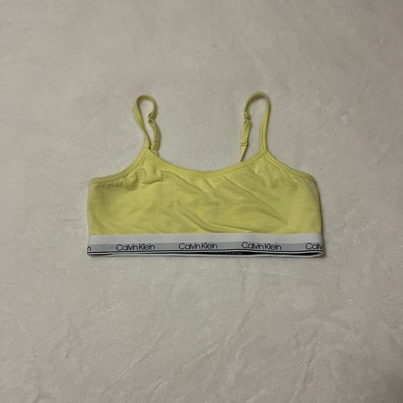 Calvin Klein Other - calvin klein sports bra